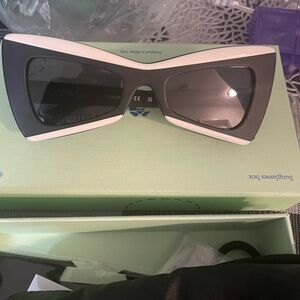 ￼ Off-White  Sunglasses